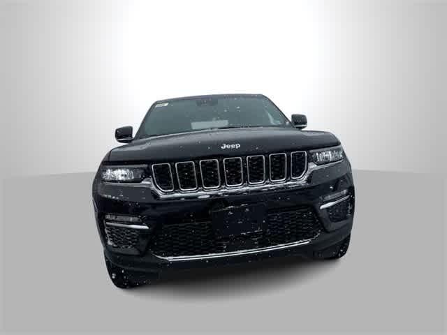 new 2025 Jeep Grand Cherokee car, priced at $44,295