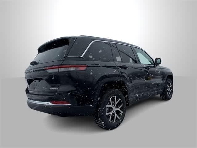 new 2025 Jeep Grand Cherokee car, priced at $44,295