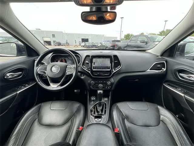 used 2019 Jeep Cherokee car, priced at $18,371