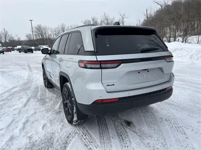 new 2025 Jeep Grand Cherokee car, priced at $43,455