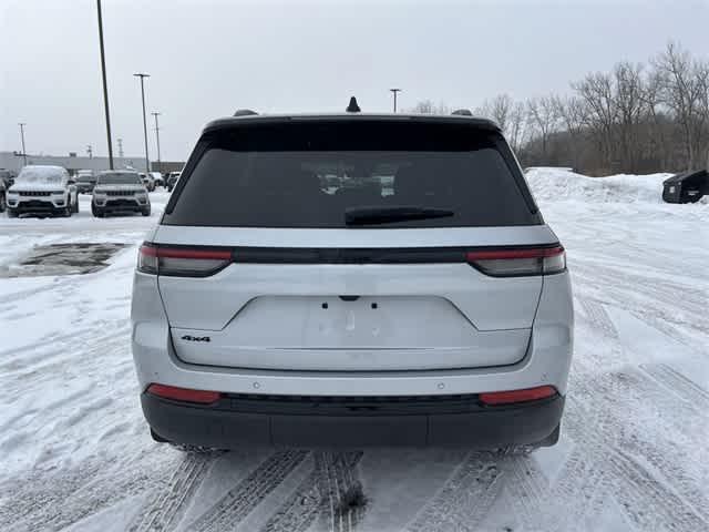 new 2025 Jeep Grand Cherokee car, priced at $43,455