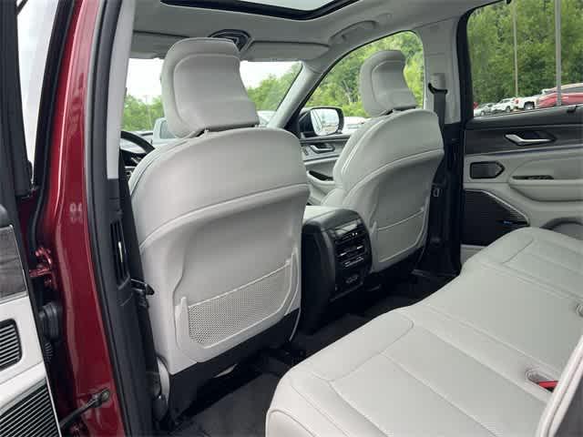 used 2022 Jeep Grand Cherokee car, priced at $40,312