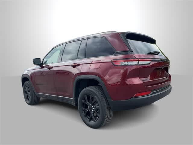 new 2025 Jeep Grand Cherokee car, priced at $42,900