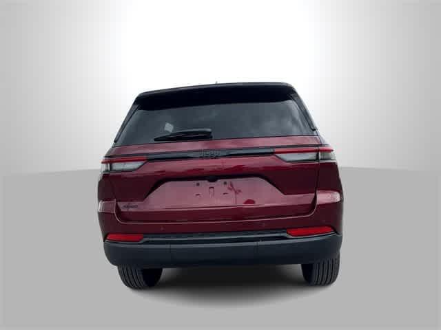 new 2025 Jeep Grand Cherokee car, priced at $42,900