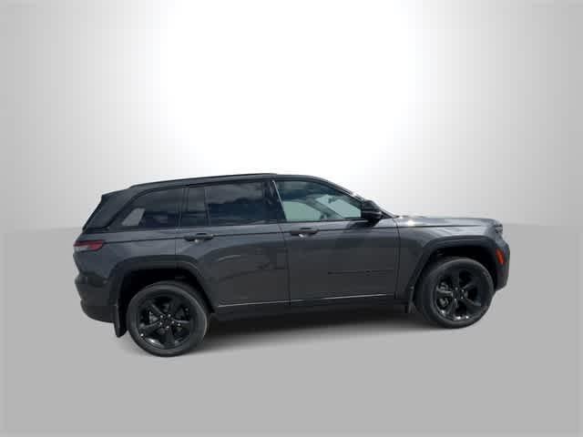new 2025 Jeep Grand Cherokee car, priced at $44,270