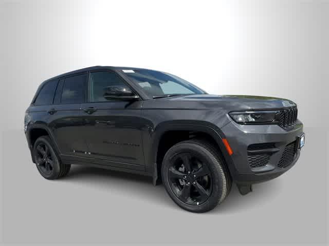 new 2025 Jeep Grand Cherokee car, priced at $44,270