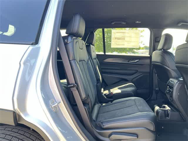 new 2025 Jeep Grand Cherokee L car, priced at $45,077