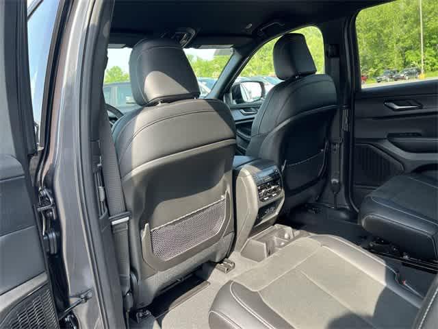new 2025 Jeep Grand Cherokee L car, priced at $45,077
