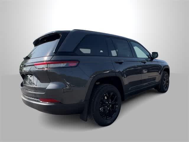 new 2025 Jeep Grand Cherokee car, priced at $43,825