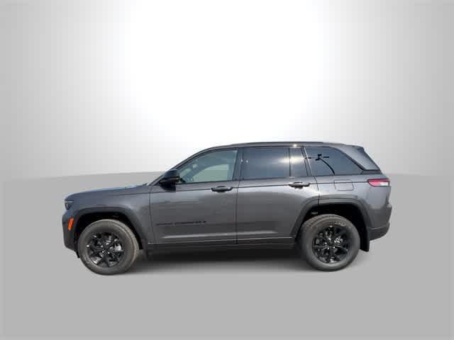 new 2025 Jeep Grand Cherokee car, priced at $43,825