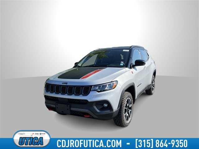 new 2024 Jeep Compass car, priced at $37,660
