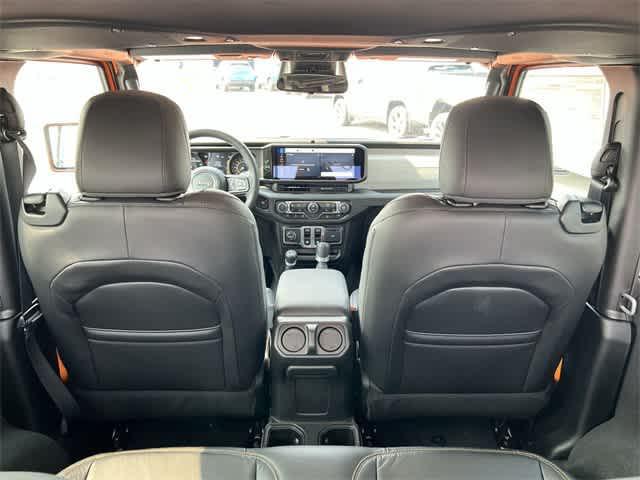 new 2025 Jeep Wrangler car, priced at $47,530