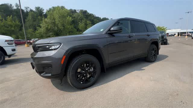 new 2025 Jeep Grand Cherokee L car, priced at $46,155