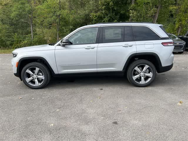 new 2024 Jeep Grand Cherokee car, priced at $46,420