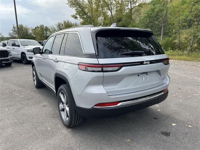 new 2024 Jeep Grand Cherokee car, priced at $46,420