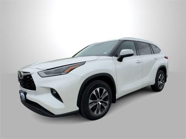 used 2021 Toyota Highlander car, priced at $33,441