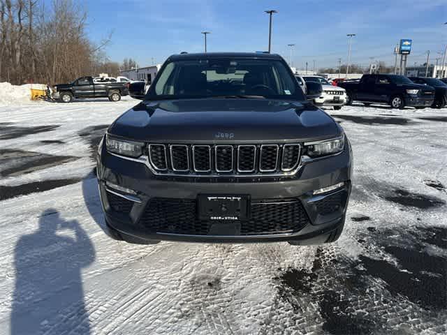 used 2022 Jeep Grand Cherokee car, priced at $31,241