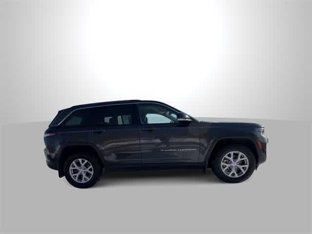 used 2022 Jeep Grand Cherokee car, priced at $31,241