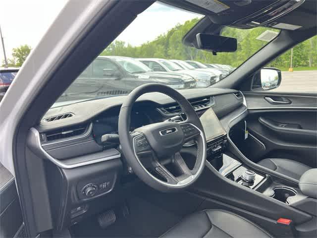 new 2025 Jeep Grand Cherokee L car, priced at $52,892