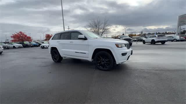 used 2018 Jeep Grand Cherokee car, priced at $14,201
