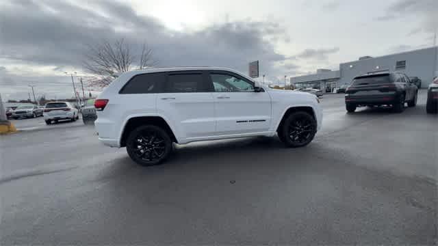 used 2018 Jeep Grand Cherokee car, priced at $14,201