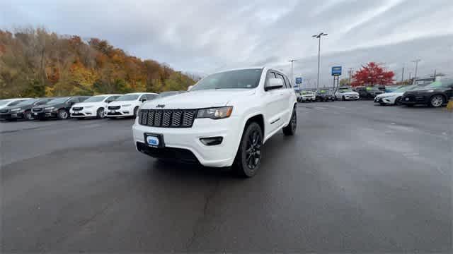 used 2018 Jeep Grand Cherokee car, priced at $14,201