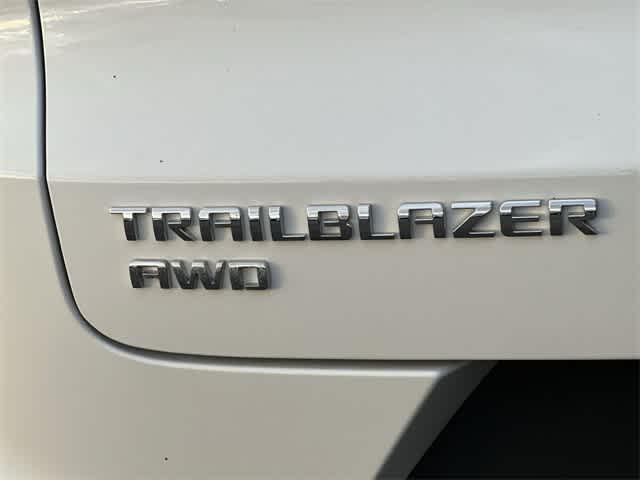 used 2024 Chevrolet TrailBlazer car, priced at $27,111