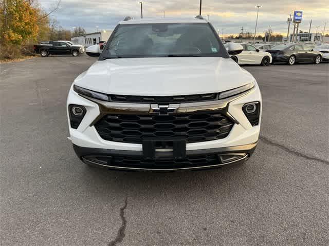 used 2024 Chevrolet TrailBlazer car, priced at $27,111