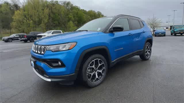 new 2025 Jeep Compass car, priced at $32,335