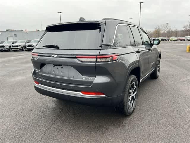 new 2025 Jeep Grand Cherokee car, priced at $44,295