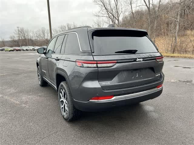 new 2025 Jeep Grand Cherokee car, priced at $44,295