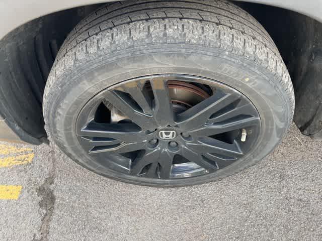 used 2021 Honda Pilot car, priced at $24,981