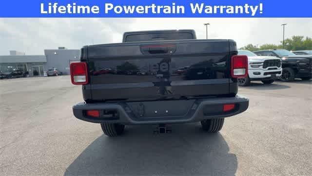 new 2025 Jeep Gladiator car, priced at $49,125