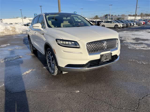 used 2022 Lincoln Nautilus car, priced at $34,221