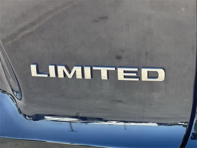 used 2021 Jeep Cherokee car, priced at $22,125