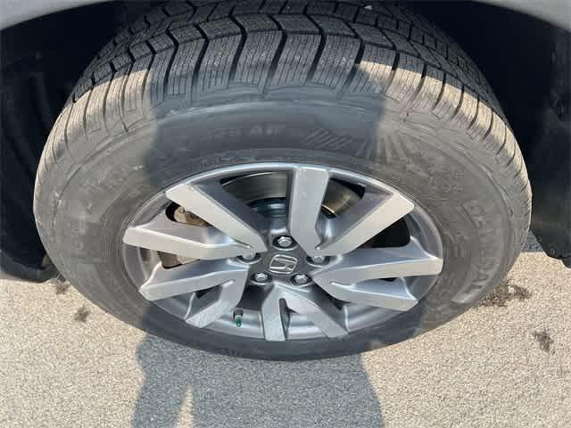 used 2021 Honda Pilot car, priced at $23,981