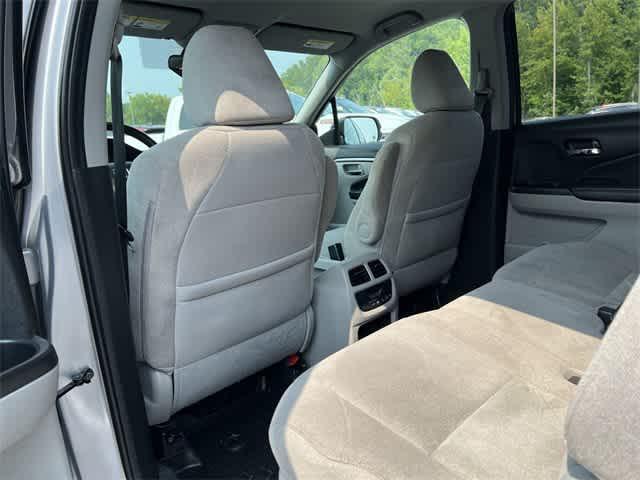 used 2021 Honda Pilot car, priced at $23,981