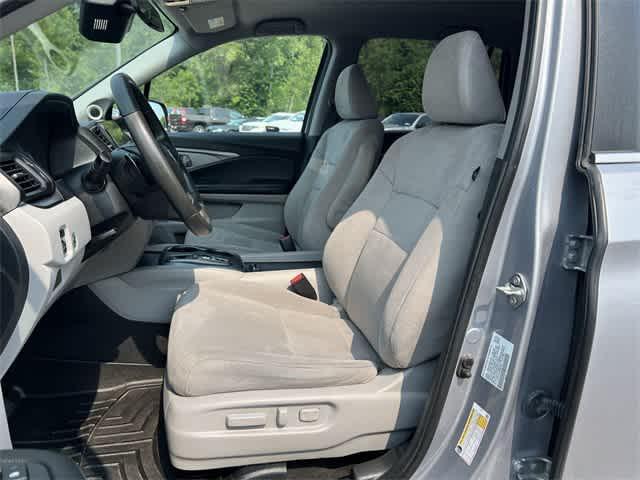 used 2021 Honda Pilot car, priced at $23,981