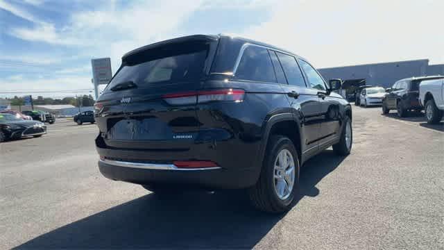 new 2025 Jeep Grand Cherokee car, priced at $39,920