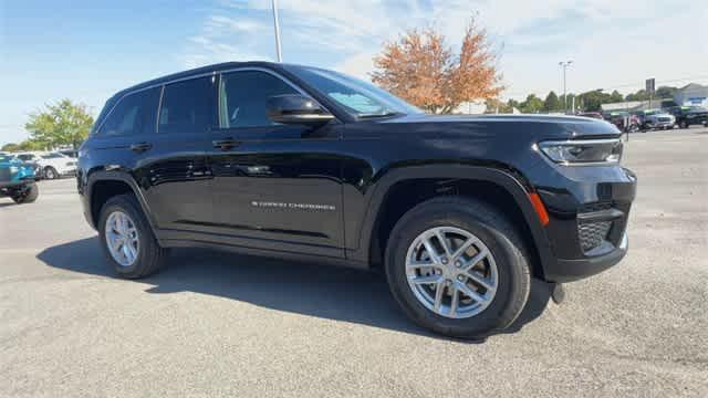new 2025 Jeep Grand Cherokee car, priced at $39,920