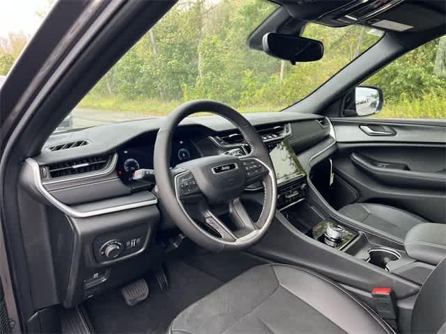 new 2024 Jeep Grand Cherokee L car, priced at $46,175