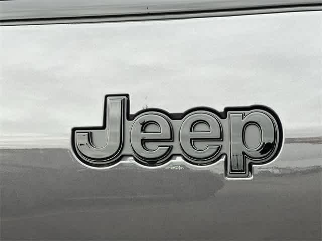 new 2024 Jeep Grand Cherokee L car, priced at $46,175