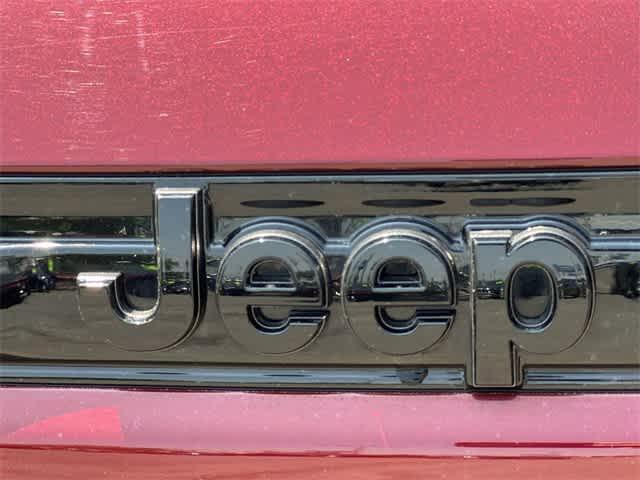 used 2023 Jeep Grand Cherokee car, priced at $33,931