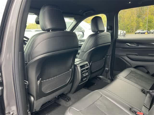 new 2025 Jeep Grand Cherokee car, priced at $43,480