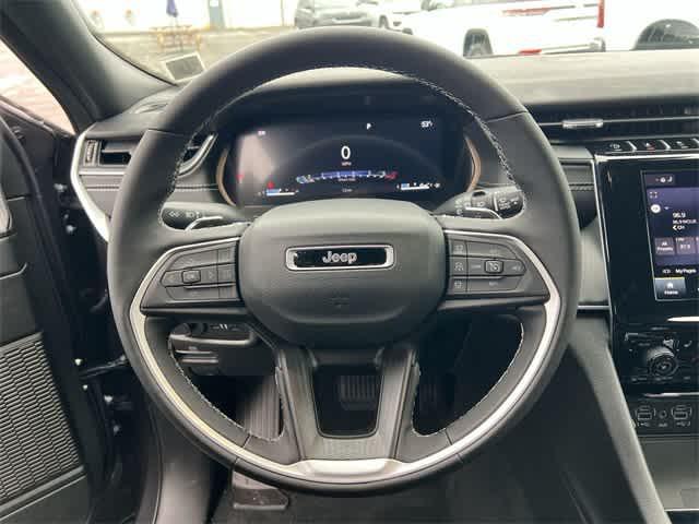 new 2025 Jeep Grand Cherokee car, priced at $43,480