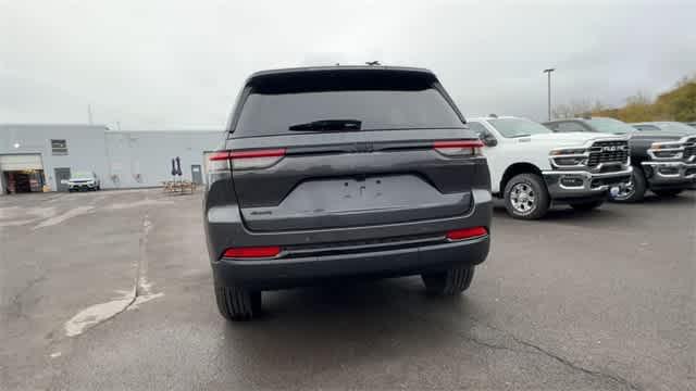 new 2025 Jeep Grand Cherokee car, priced at $43,480