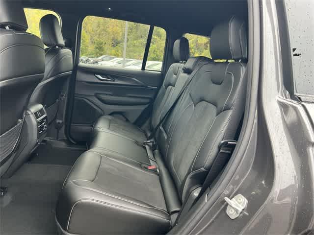 new 2025 Jeep Grand Cherokee car, priced at $43,480