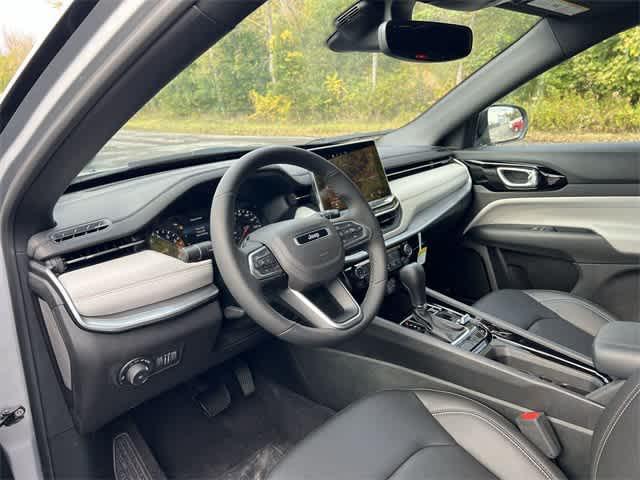 new 2025 Jeep Compass car, priced at $30,745