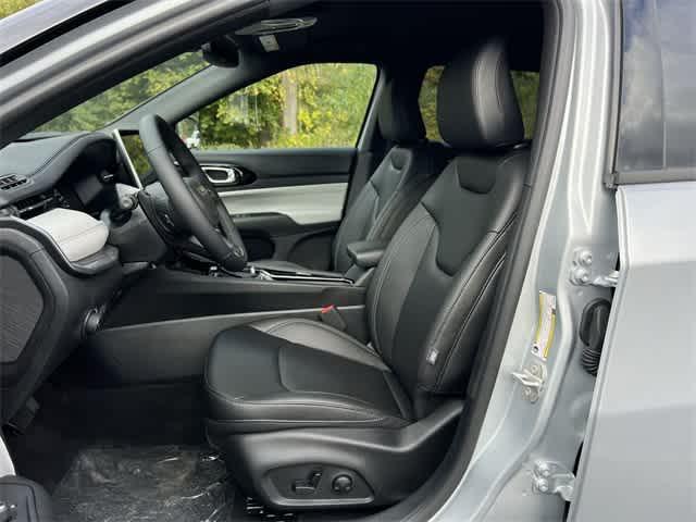 new 2025 Jeep Compass car, priced at $30,745