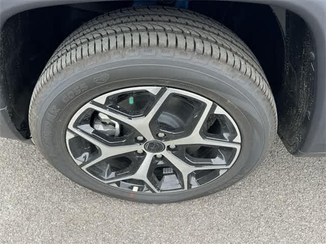 used 2025 Jeep Compass car, priced at $28,611